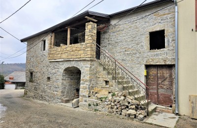 Motovun 10 km - Kamena kuća sa dvorištem na mirnoj lokaciji