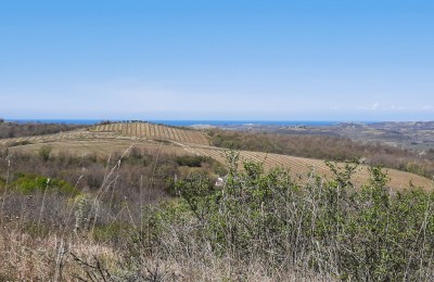 Porec area - Building land - Panoramic view of the sea and the town of Motovun