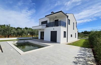 Porec surroundings - Stunning house on the outskirts of the village, sea views